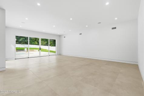 46 Whalepond Road Oakhurst NJ 07755