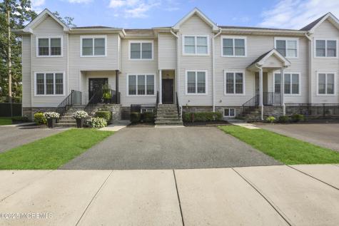 4 Stamford Hill Road Lakewood NJ 08701
