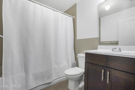 4 Stamford Hill Road Lakewood NJ 08701