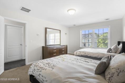 4 Stamford Hill Road Lakewood NJ 08701