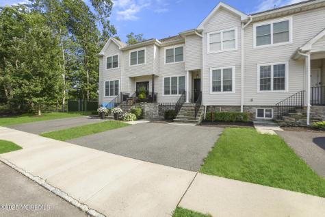 4 Stamford Hill Road Lakewood NJ 08701