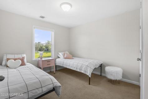4 Stamford Hill Road Lakewood NJ 08701
