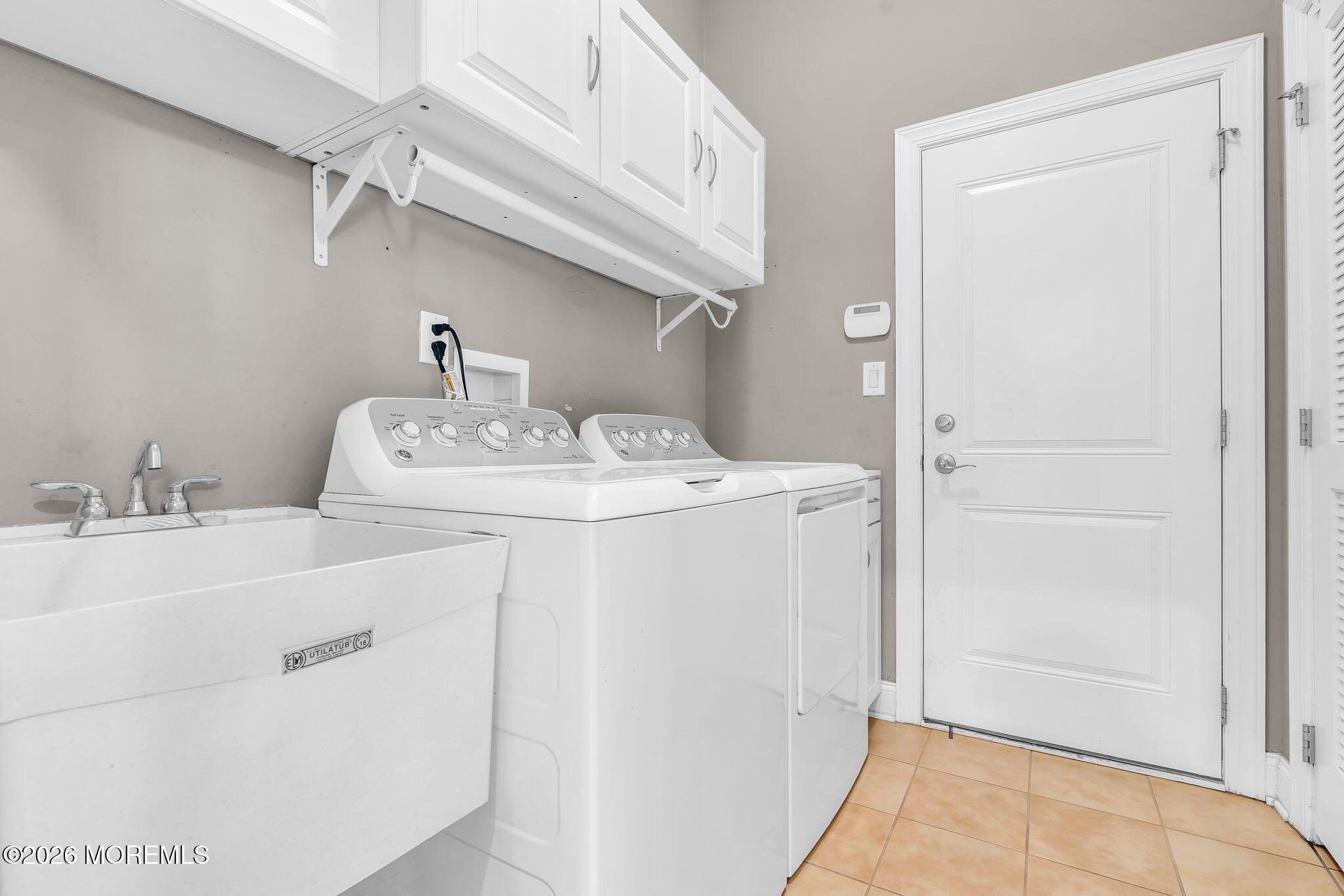 38 Sunset Drive Tinton Falls NJ 07724