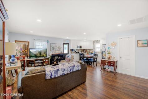601 E Arverne Avenue Ocean Gate NJ 08740