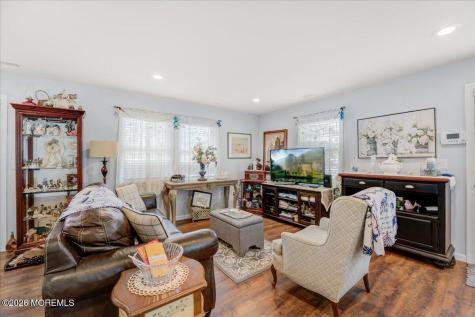 601 E Arverne Avenue Ocean Gate NJ 08740