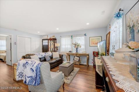 601 E Arverne Avenue Ocean Gate NJ 08740