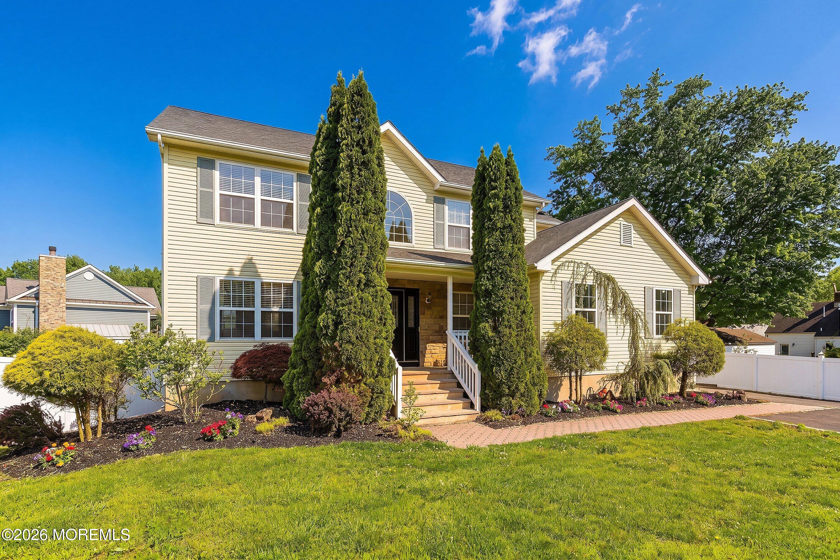 374 Mounts Mills Road E Monroe NJ 08831