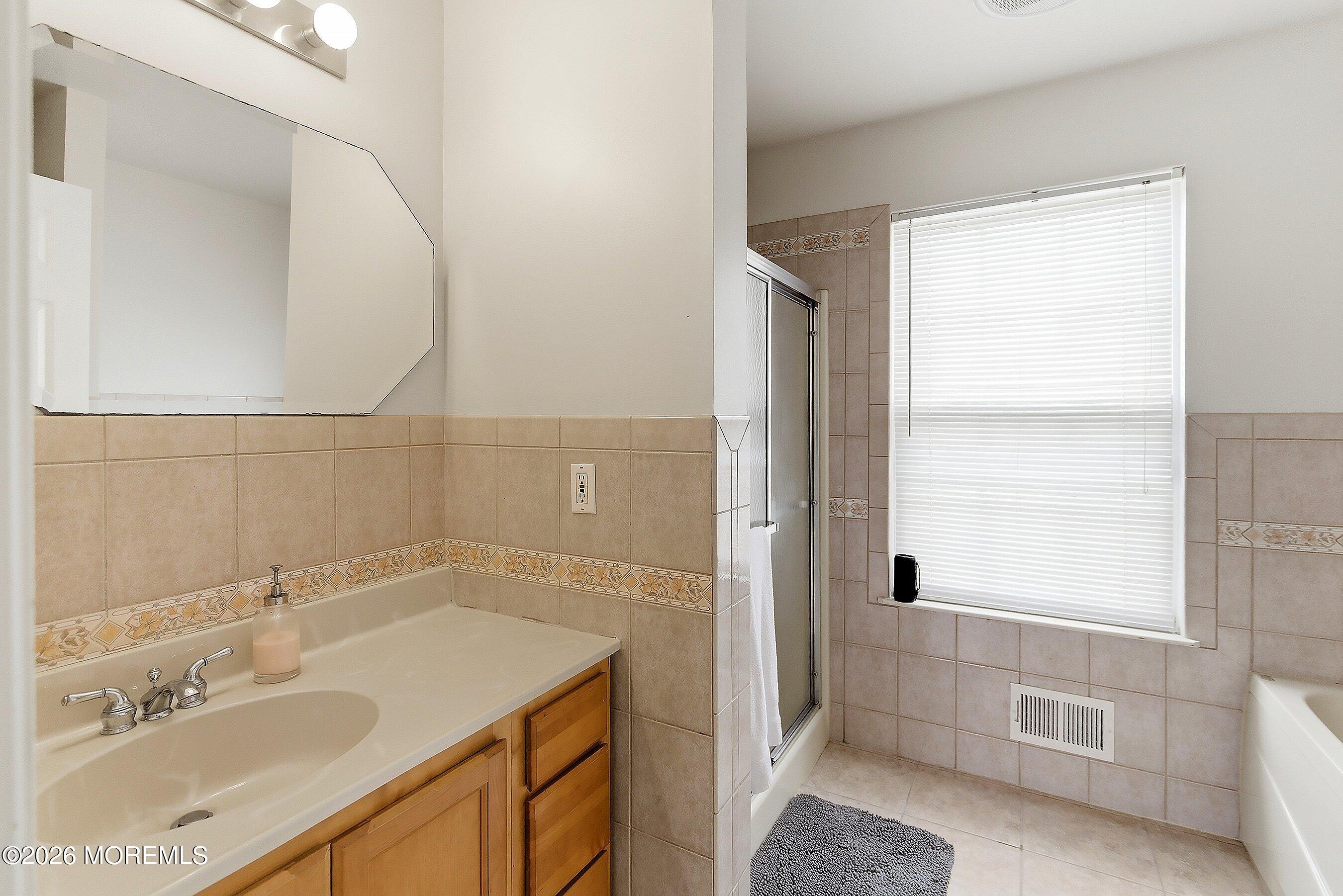374 Mounts Mills Road E Monroe NJ 08831