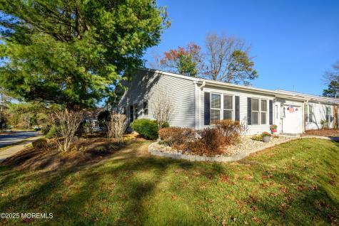 233 Cloverdale Drive Lakewood NJ 08701