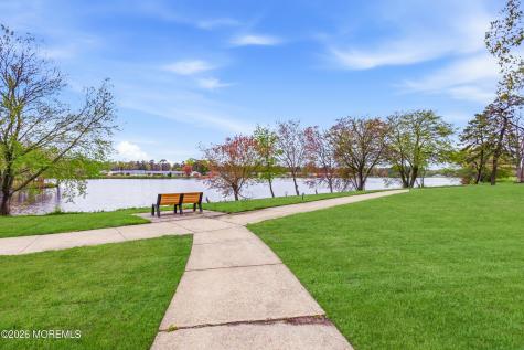 48G Cambridge Court Lakewood NJ 08701