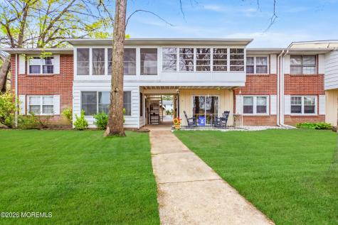 48G Cambridge Court Lakewood NJ 08701