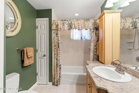 12 Carole Drive Oakhurst NJ 07755