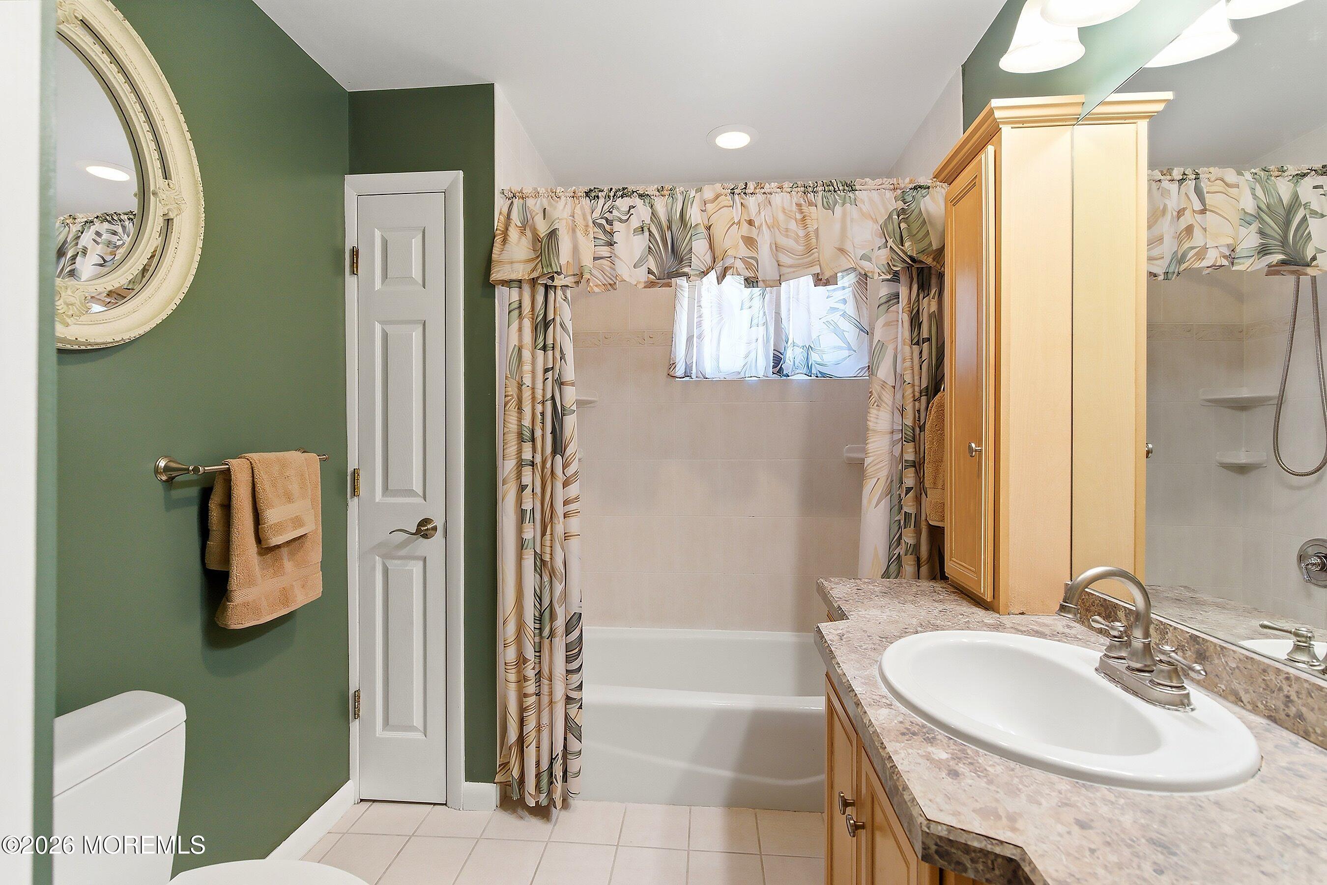 12 Carole Drive Oakhurst NJ 07755