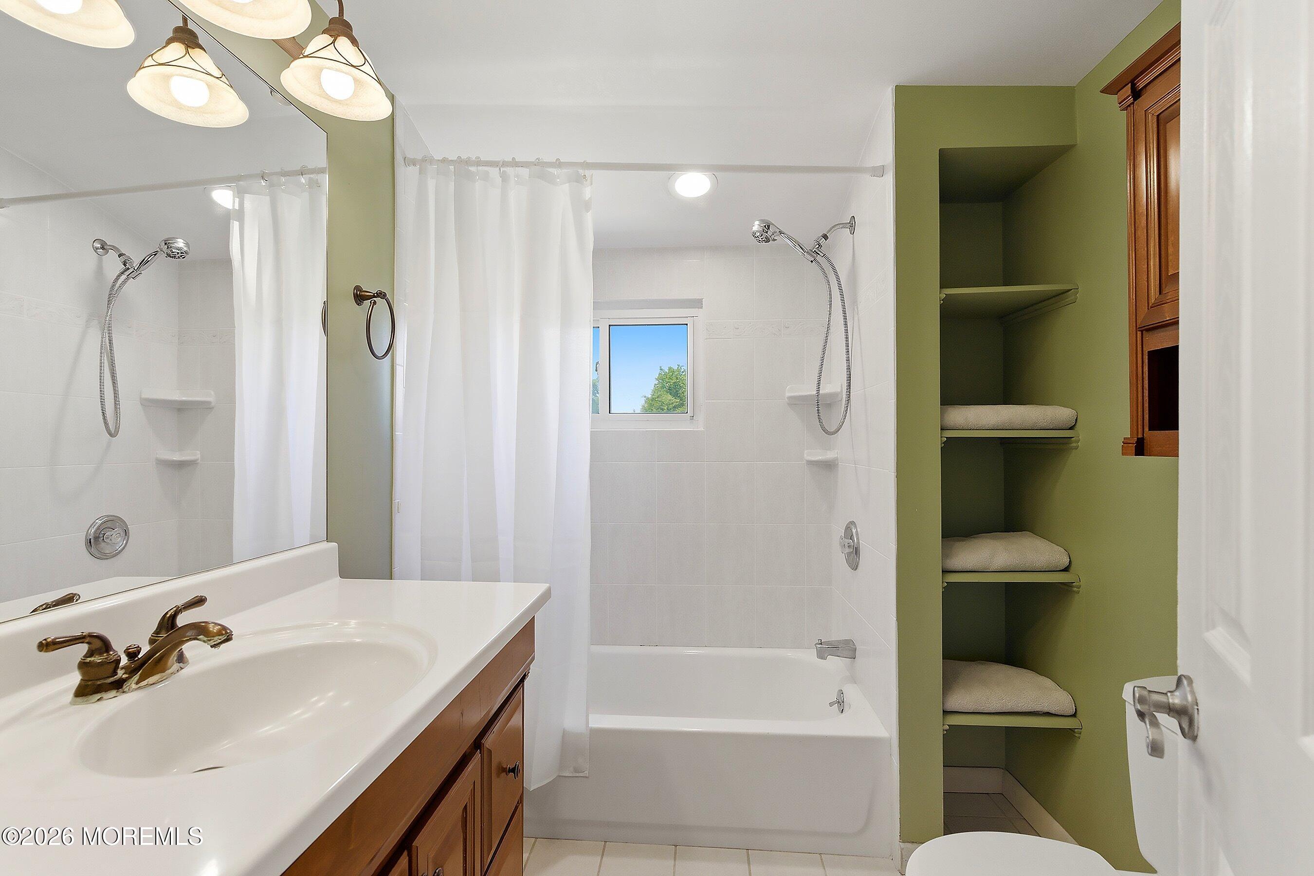 12 Carole Drive Oakhurst NJ 07755