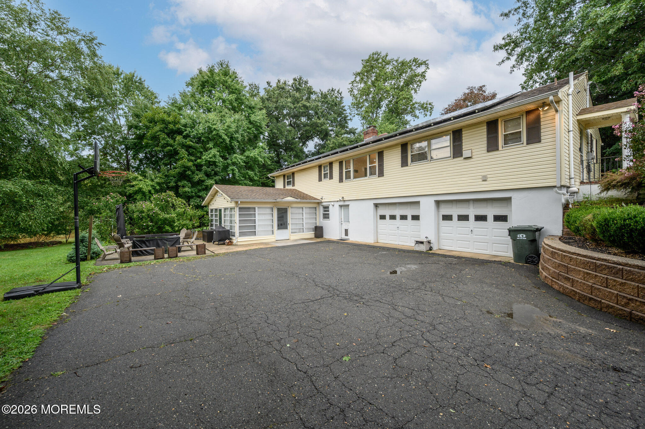 76 Main Street Holmdel NJ 07733