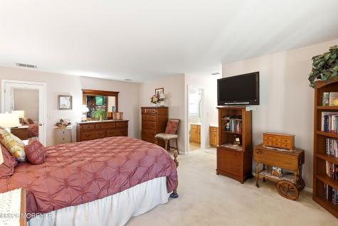 1462 Burr Oak Road Toms River NJ 08755