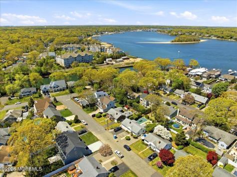 1138 Lawrence Avenue Point Pleasant NJ 08742