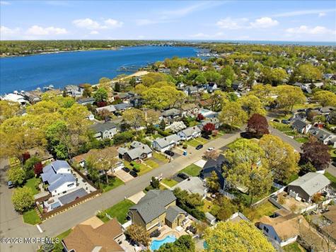1138 Lawrence Avenue Point Pleasant NJ 08742