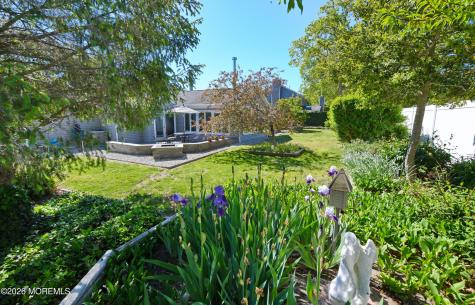 32 Aldgate Drive Brick NJ 08724