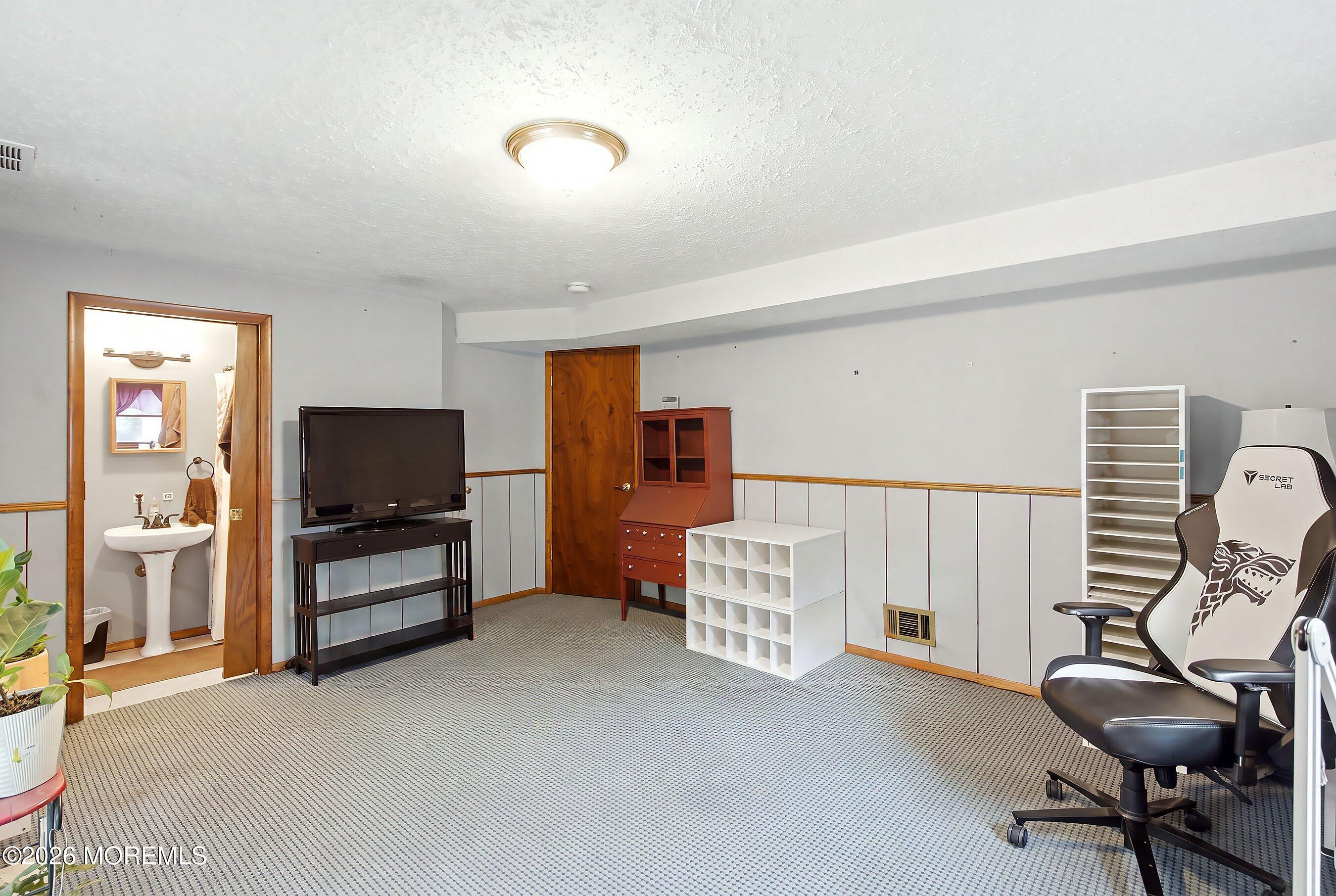 81 Ford Road Howell NJ 07731
