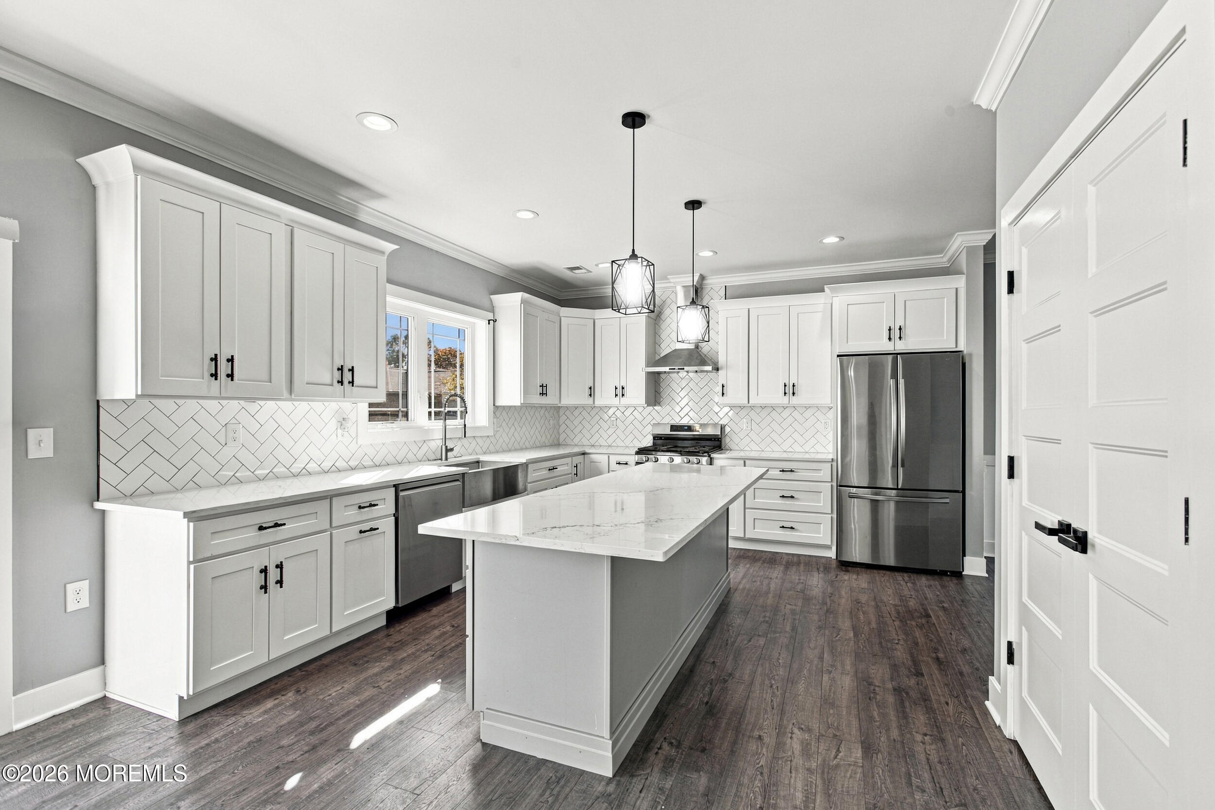 751 Leeward Avenue Beachwood NJ 08722