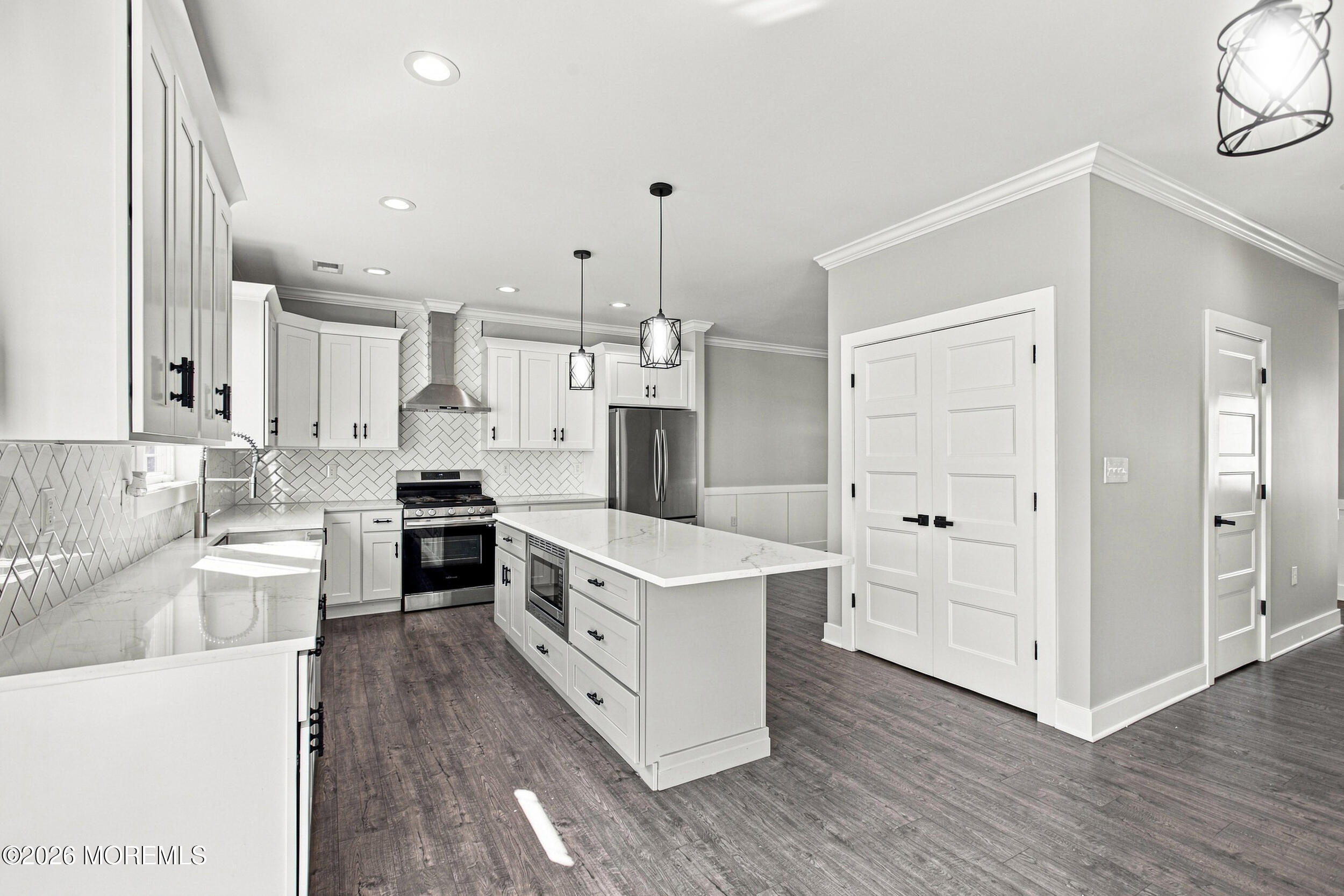 751 Leeward Avenue Beachwood NJ 08722