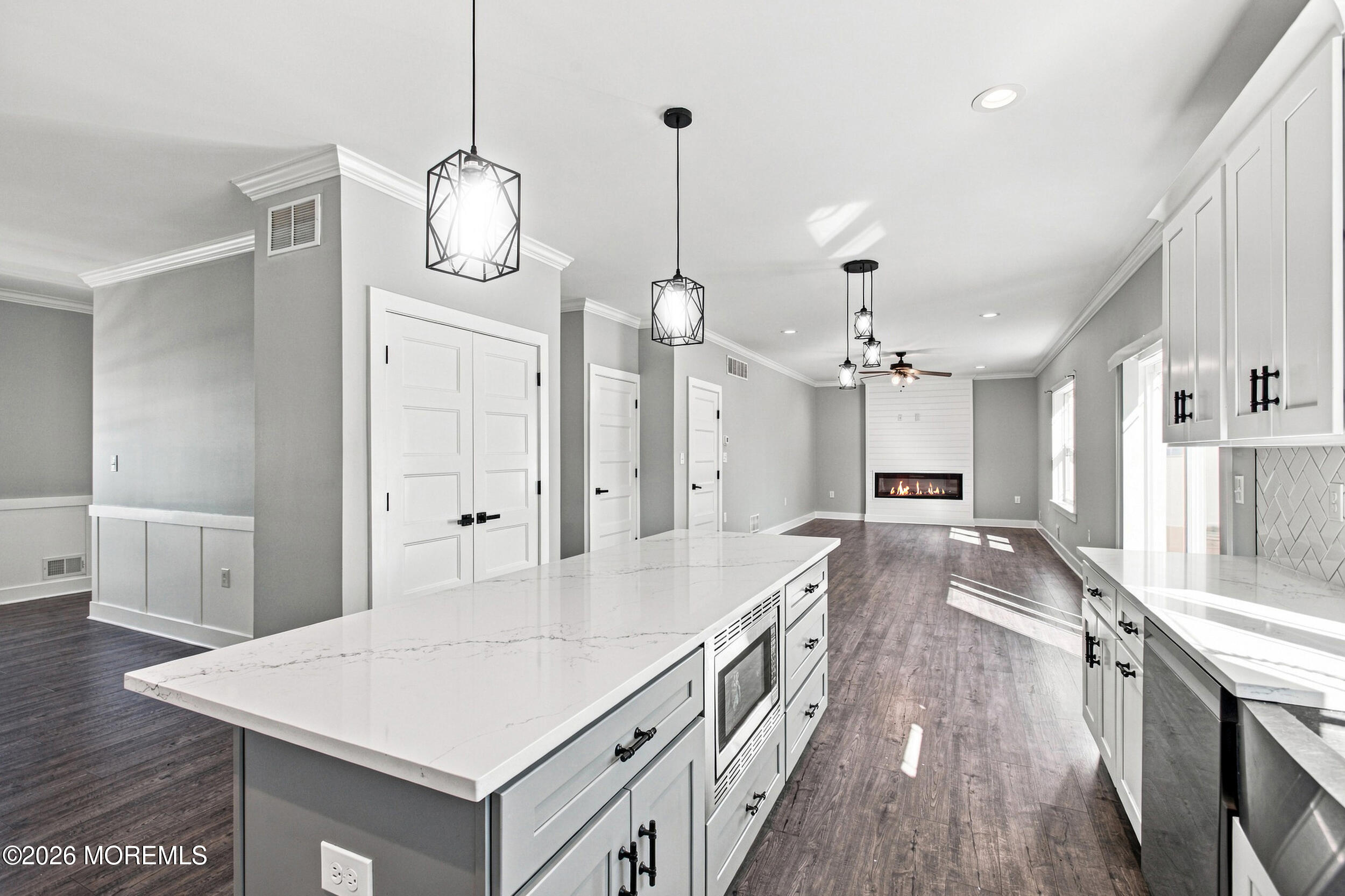 751 Leeward Avenue Beachwood NJ 08722