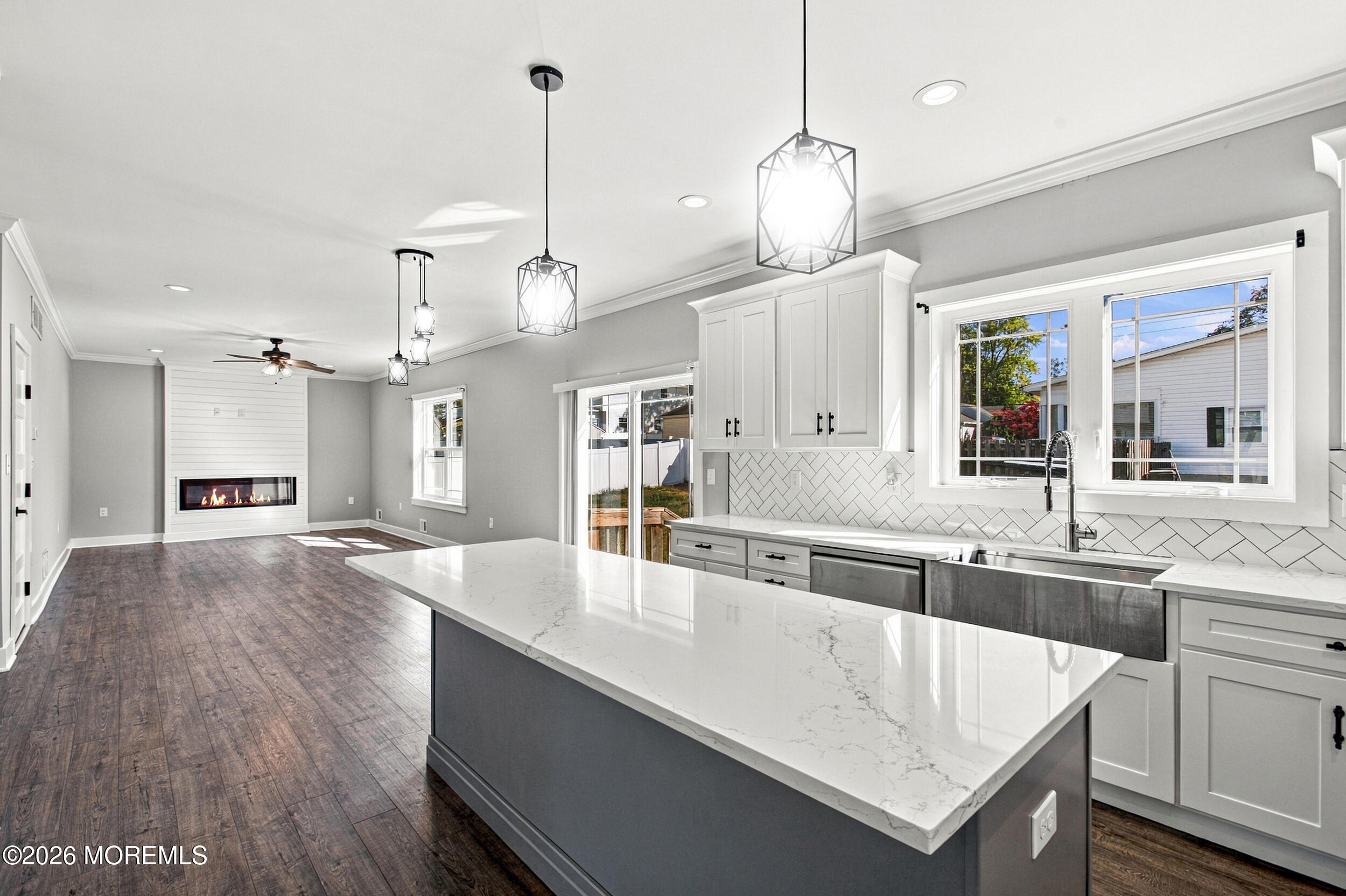 751 Leeward Avenue Beachwood NJ 08722