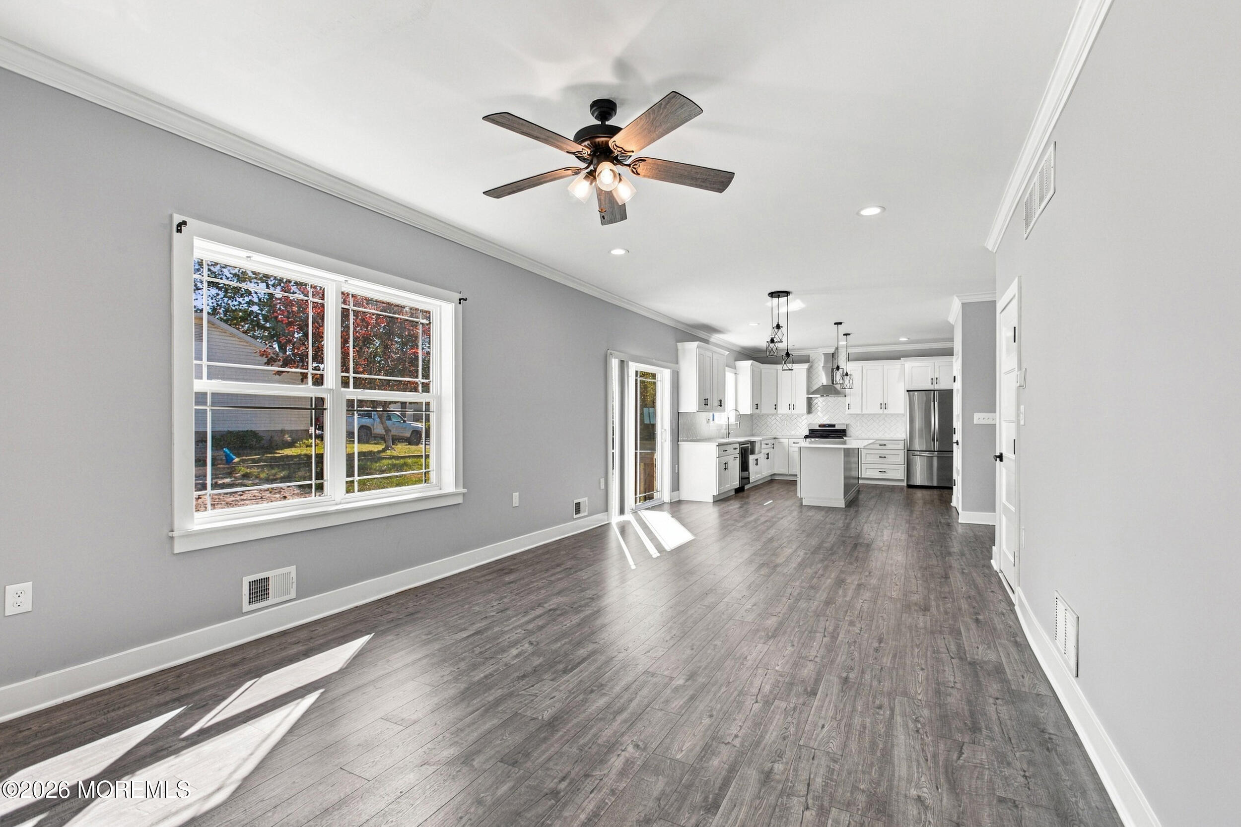 751 Leeward Avenue Beachwood NJ 08722