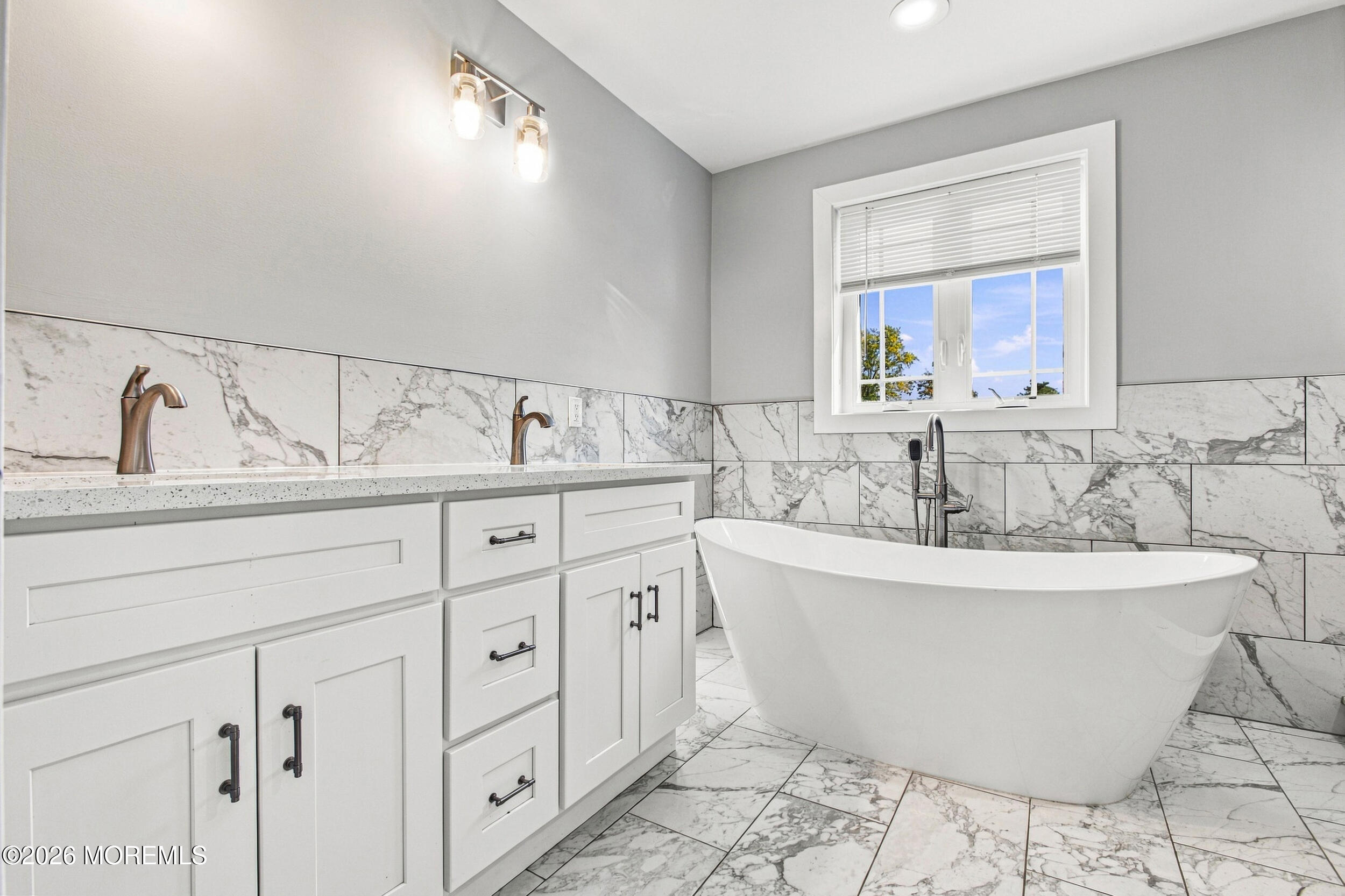 751 Leeward Avenue Beachwood NJ 08722