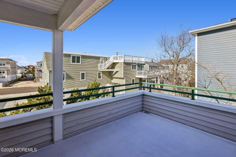 42 W Cape Cod Lane Long Beach Twp NJ 08008