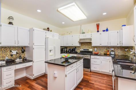411 Perry Street Morganville NJ 07751