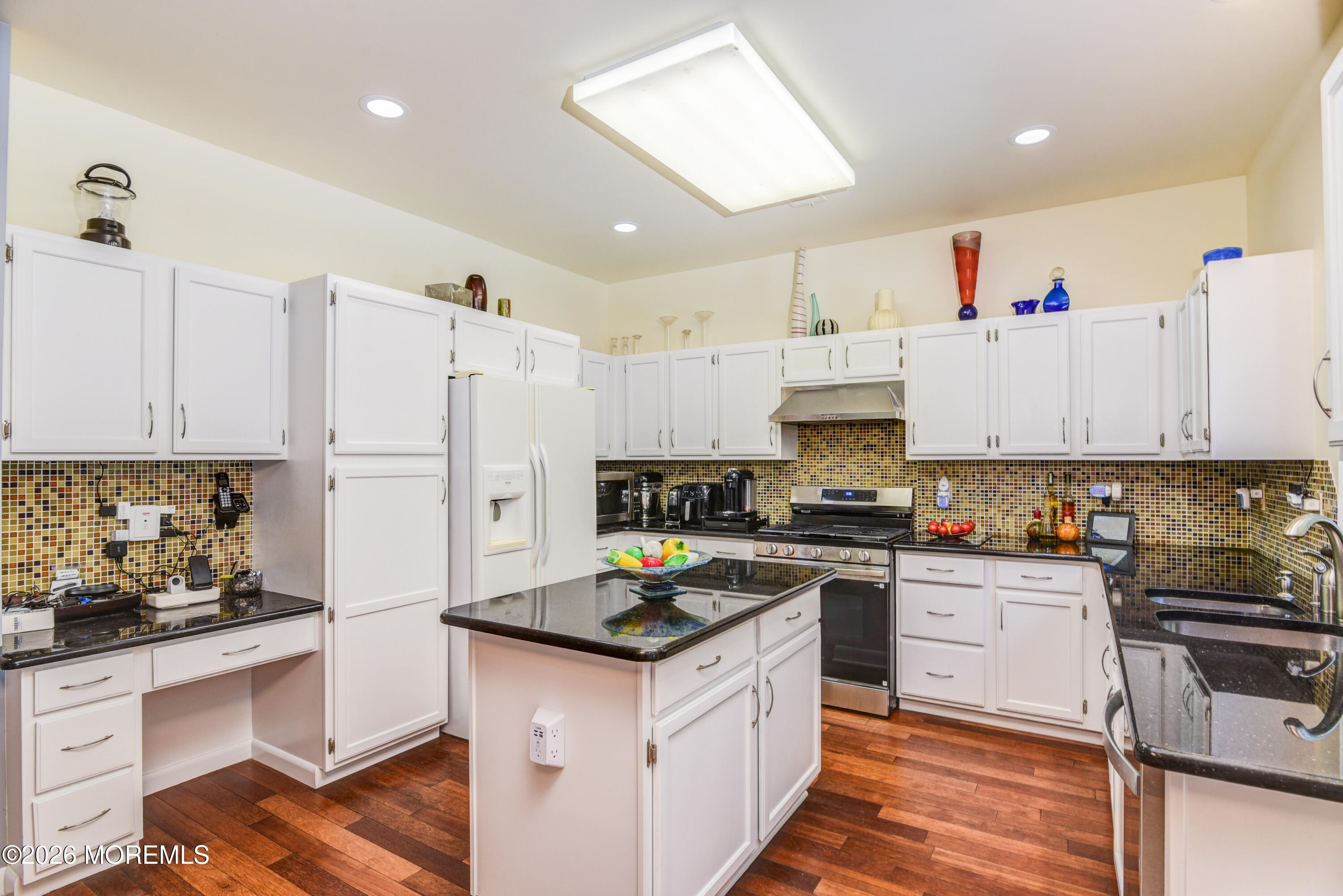 411 Perry Street Morganville NJ 07751