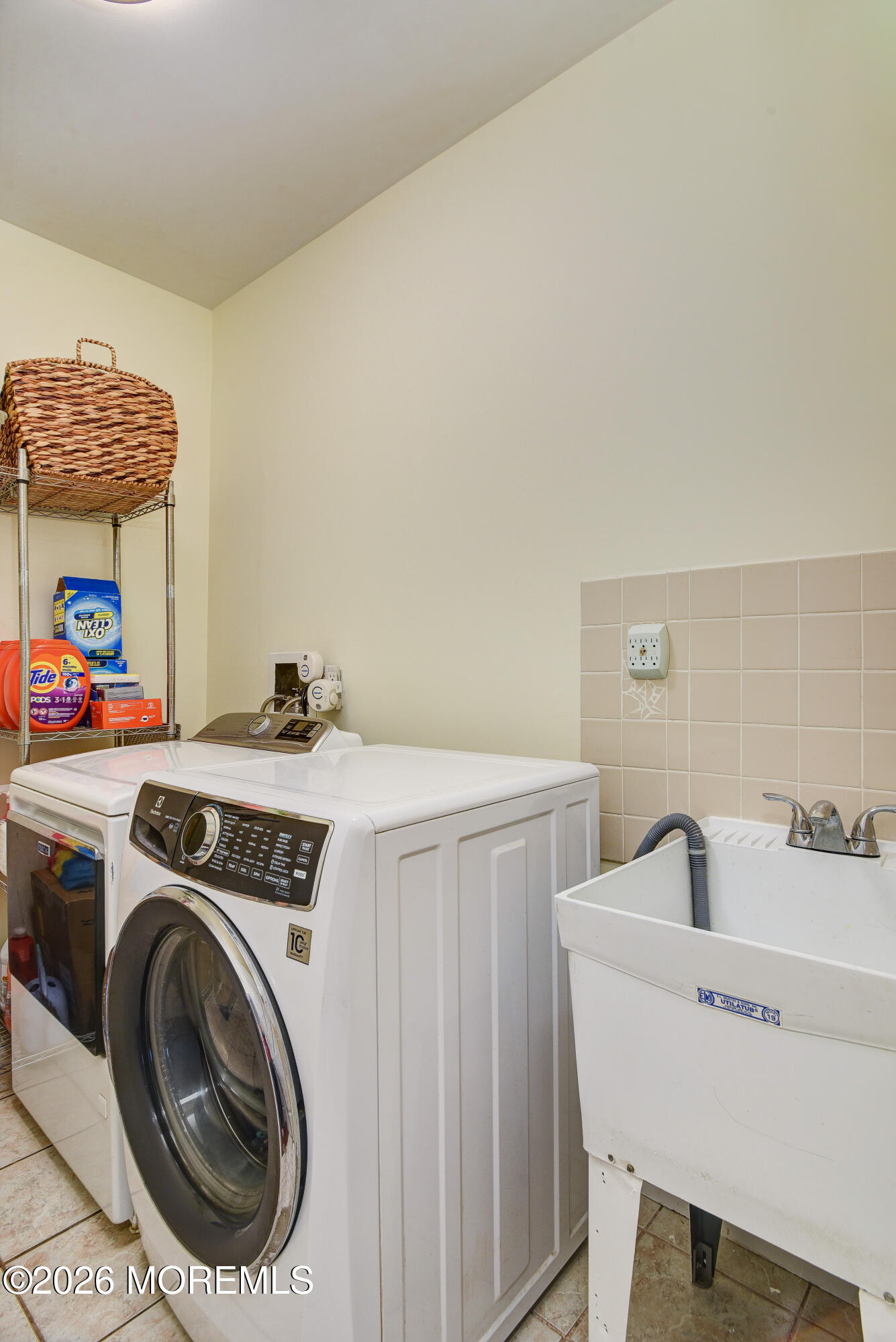 411 Perry Street Morganville NJ 07751