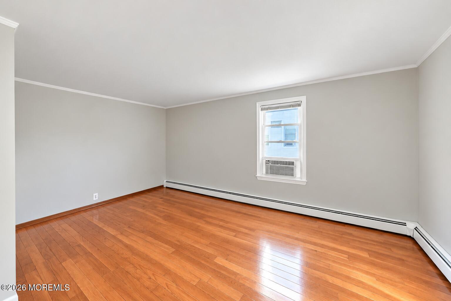 32 3rd Street Fords NJ 08863