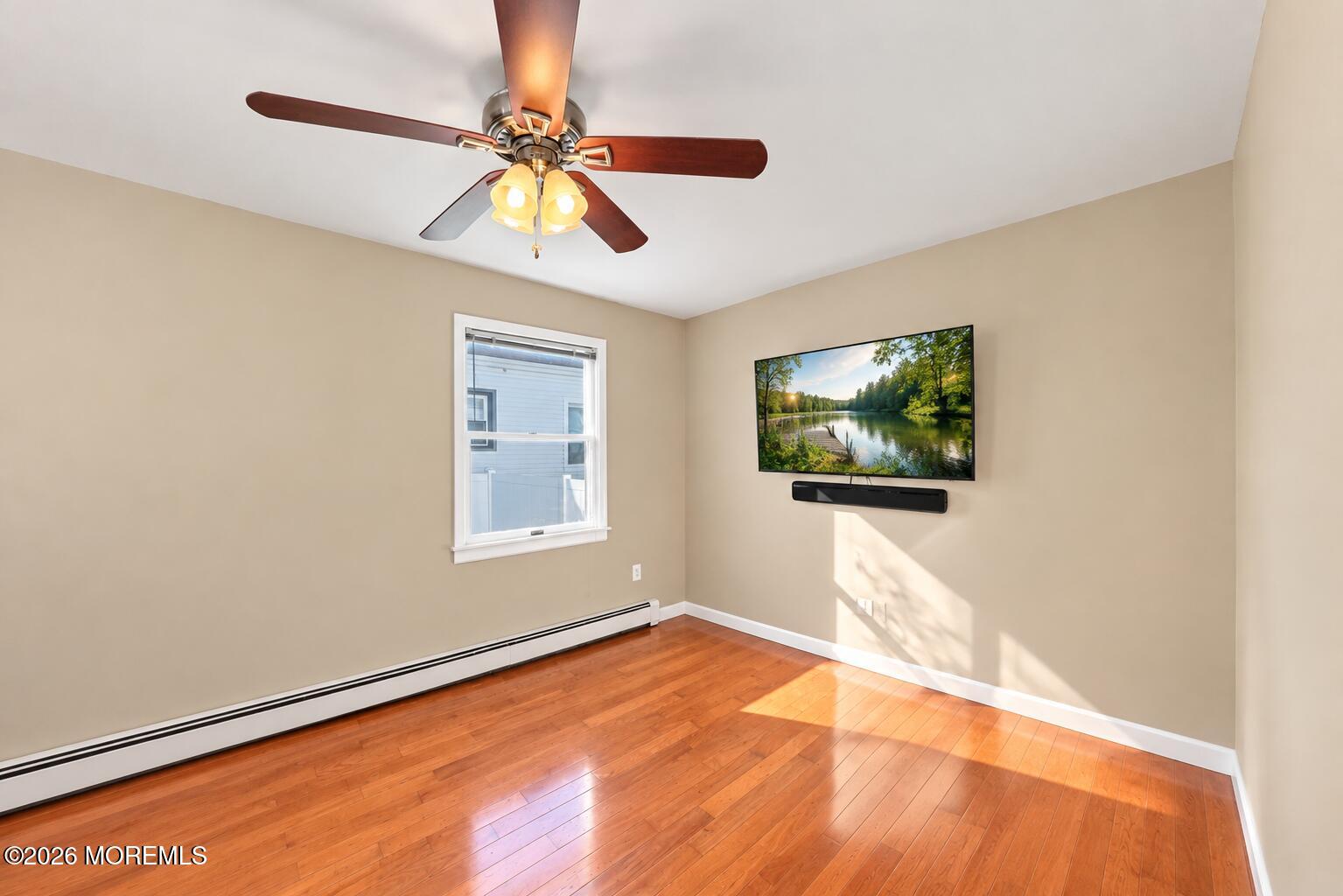 32 3rd Street Fords NJ 08863