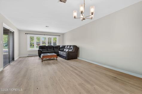 452 Portsmouth Drive Lakewood NJ 08701