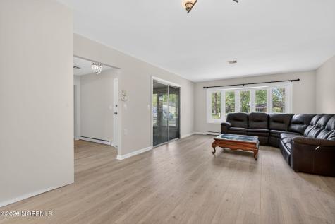 452 Portsmouth Drive Lakewood NJ 08701