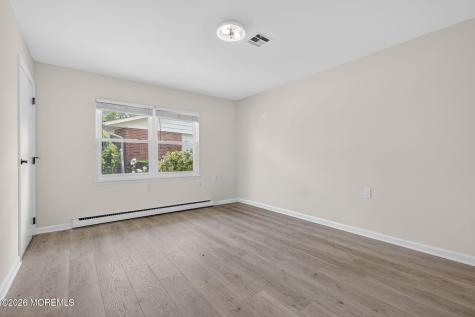 452 Portsmouth Drive Lakewood NJ 08701