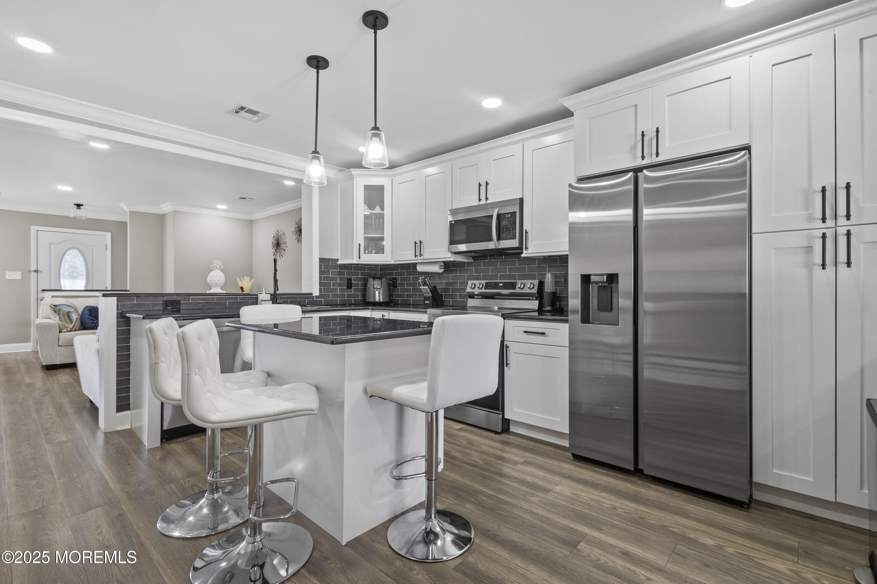 139 Wein Market Freehold NJ 07728