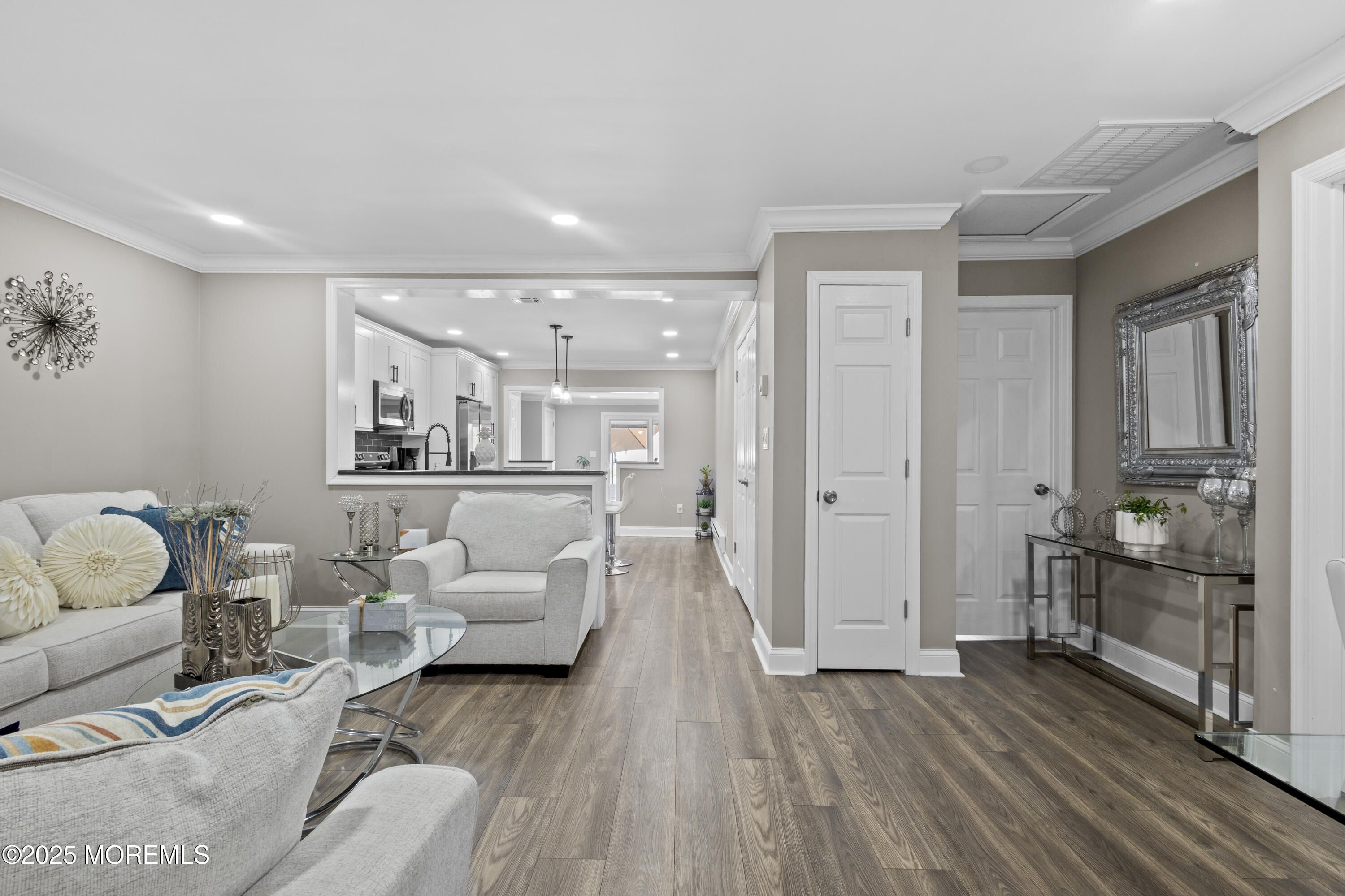 139 Wein Market Freehold NJ 07728