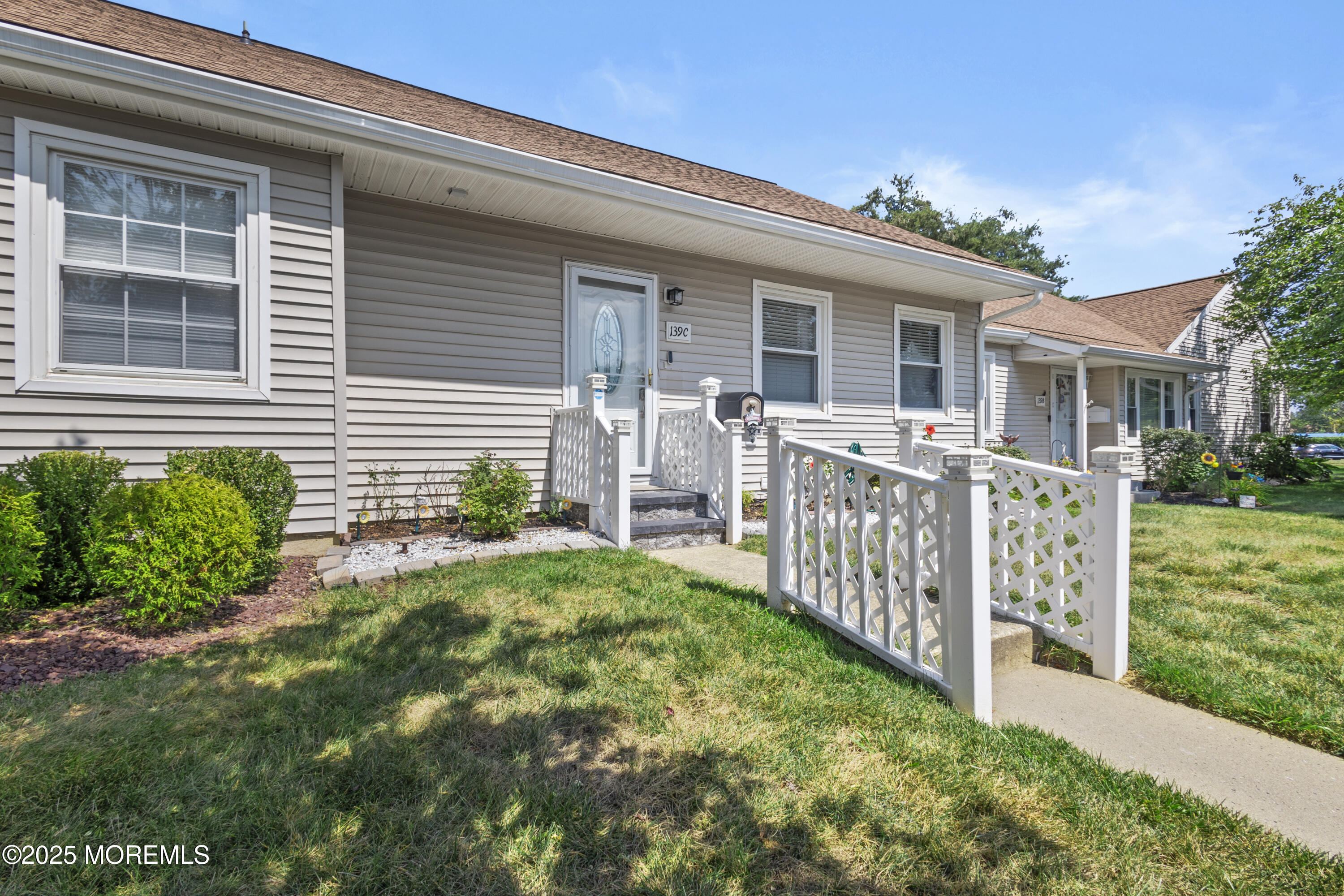 139 Wein Market Freehold NJ 07728