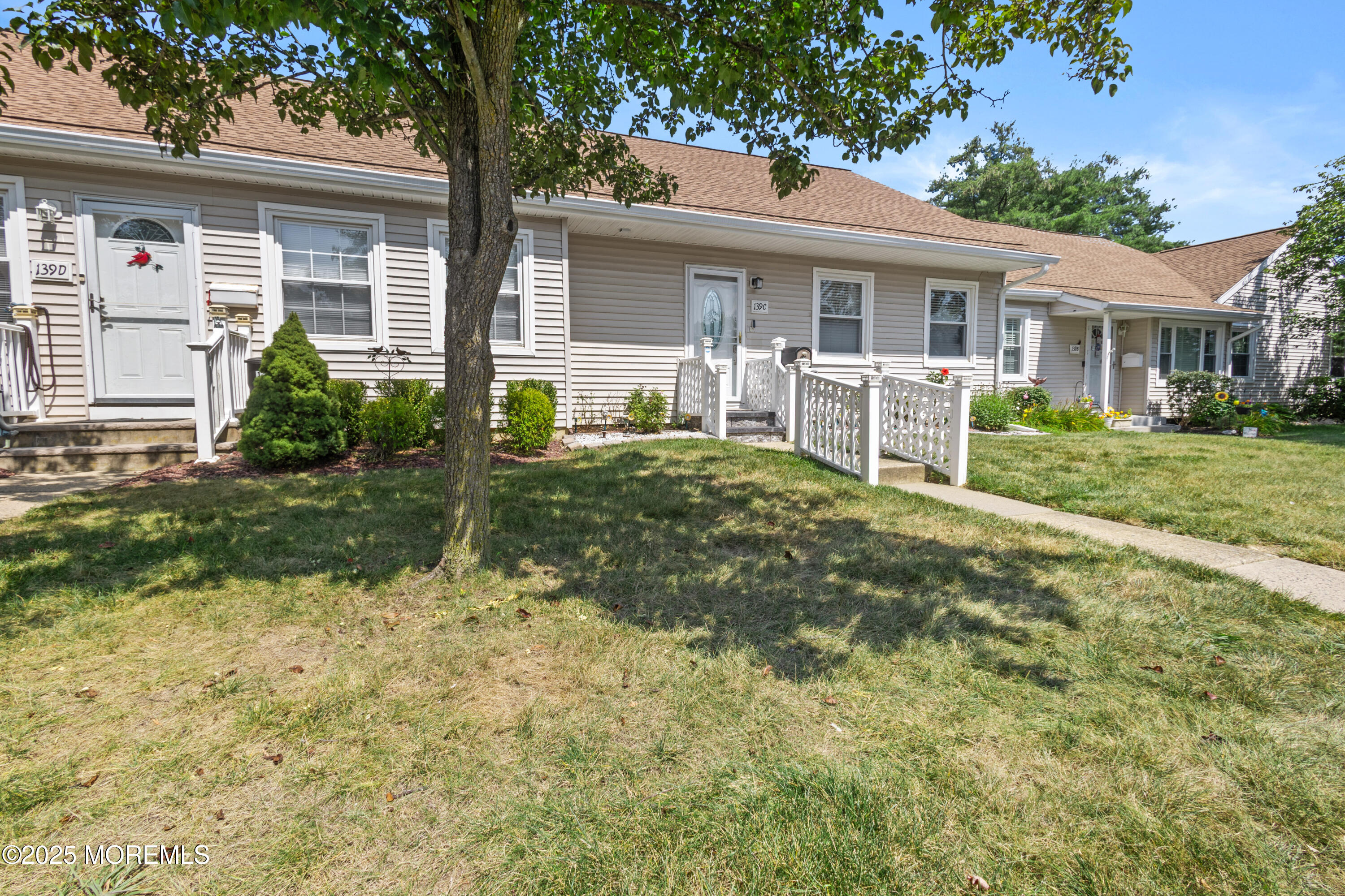 139 Wein Market Freehold NJ 07728