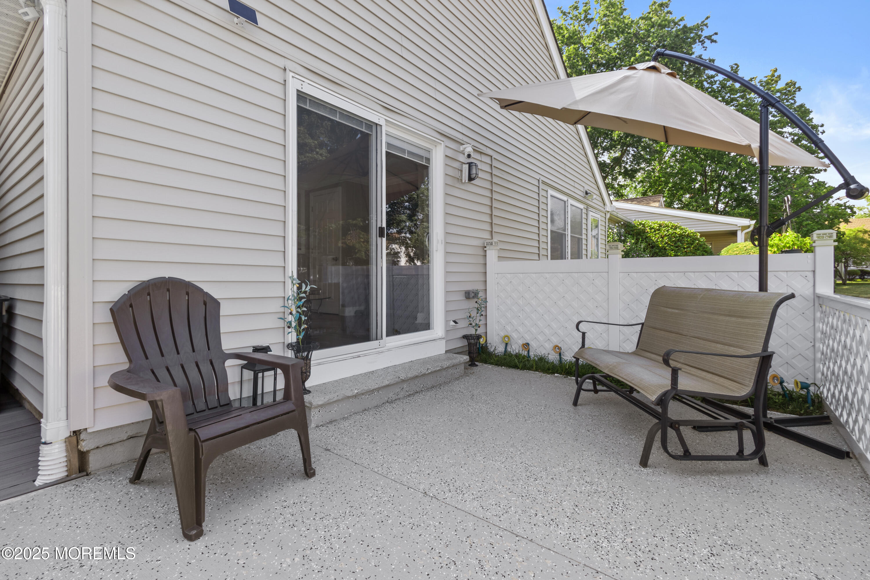 139 Wein Market Freehold NJ 07728