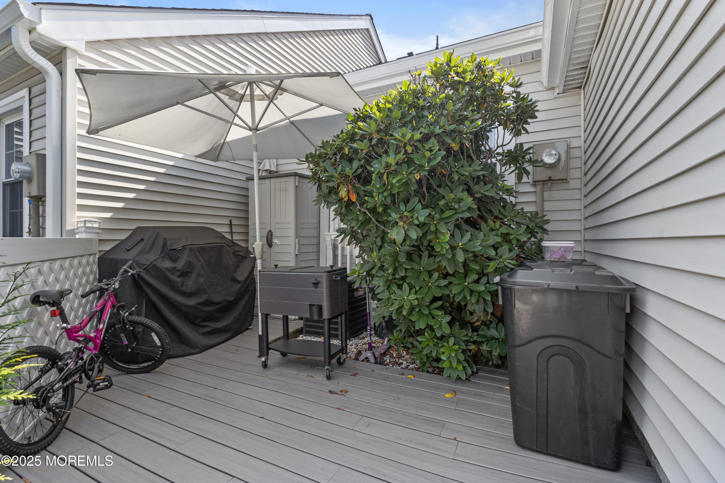 139 Wein Market Freehold NJ 07728