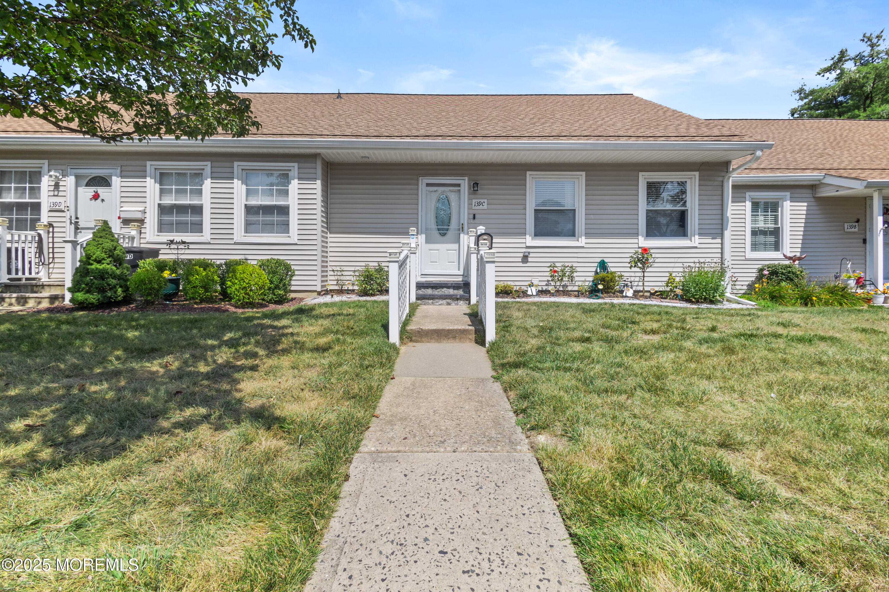 139 Wein Market Freehold NJ 07728