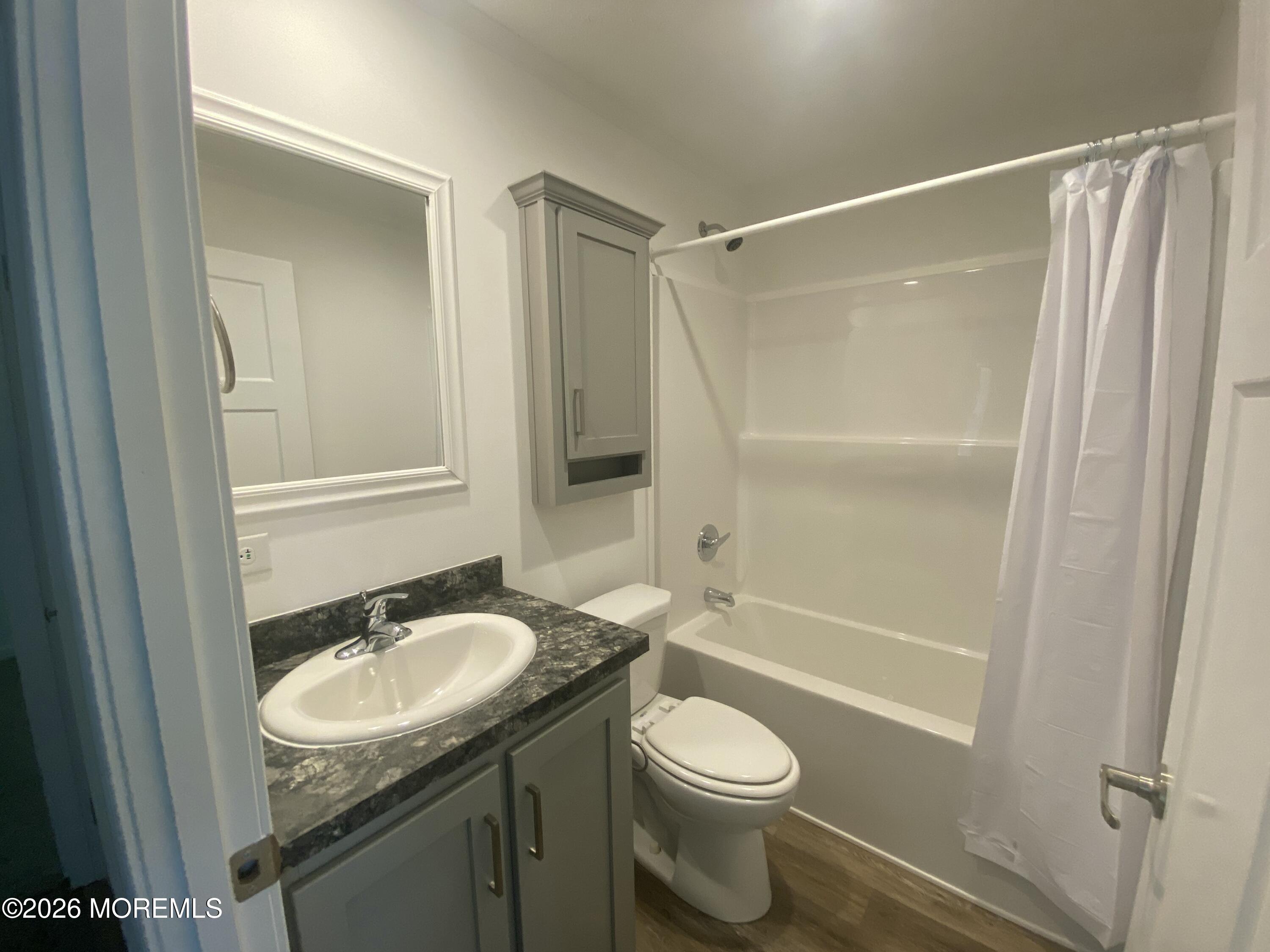 17 Maple Tree Court Manahawkin NJ 08050