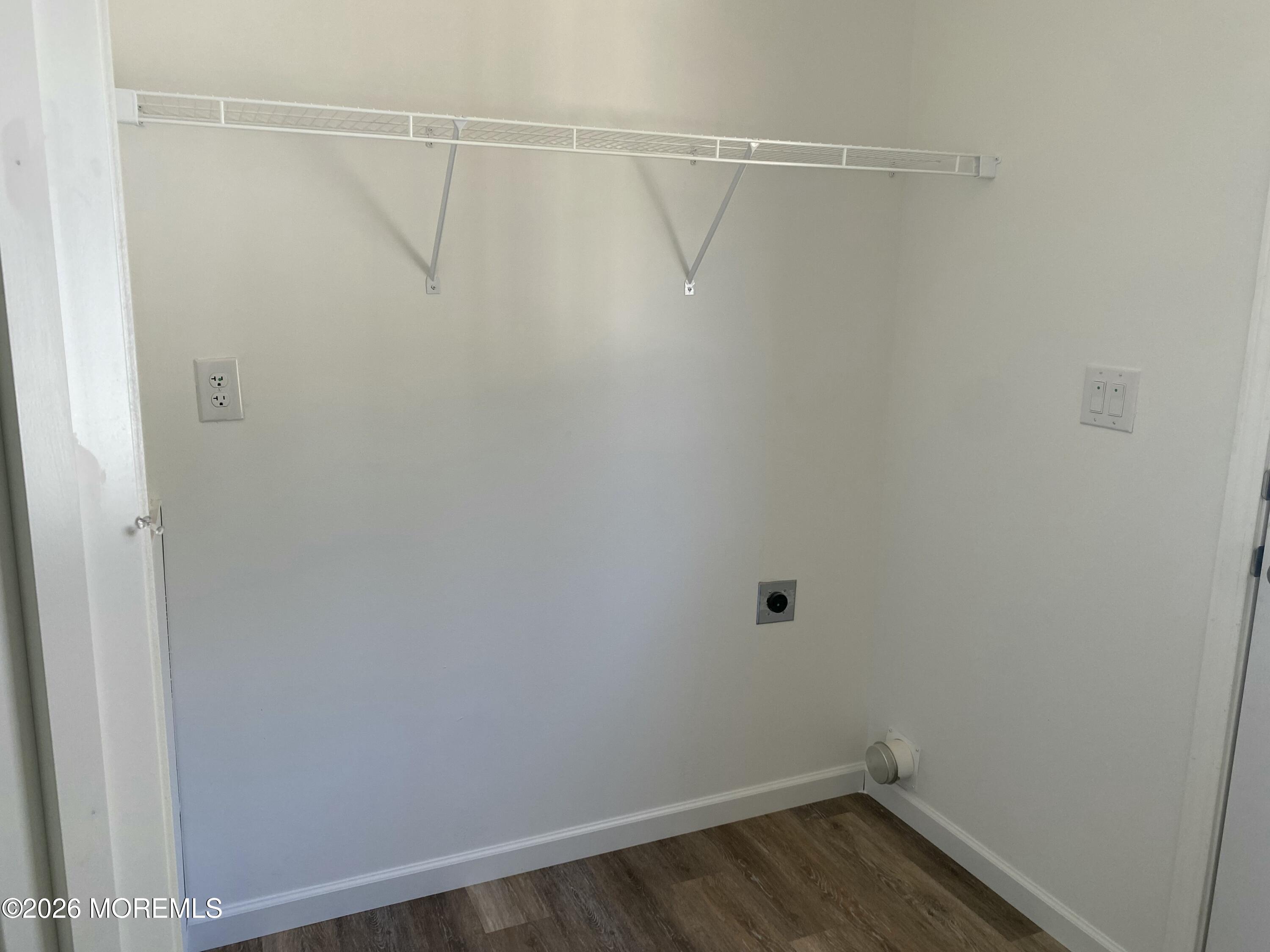 17 Maple Tree Court Manahawkin NJ 08050
