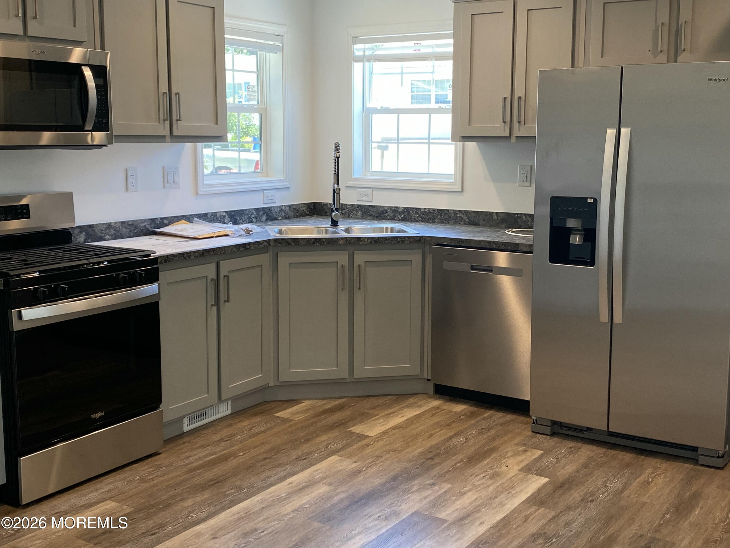 17 Maple Tree Court Manahawkin NJ 08050