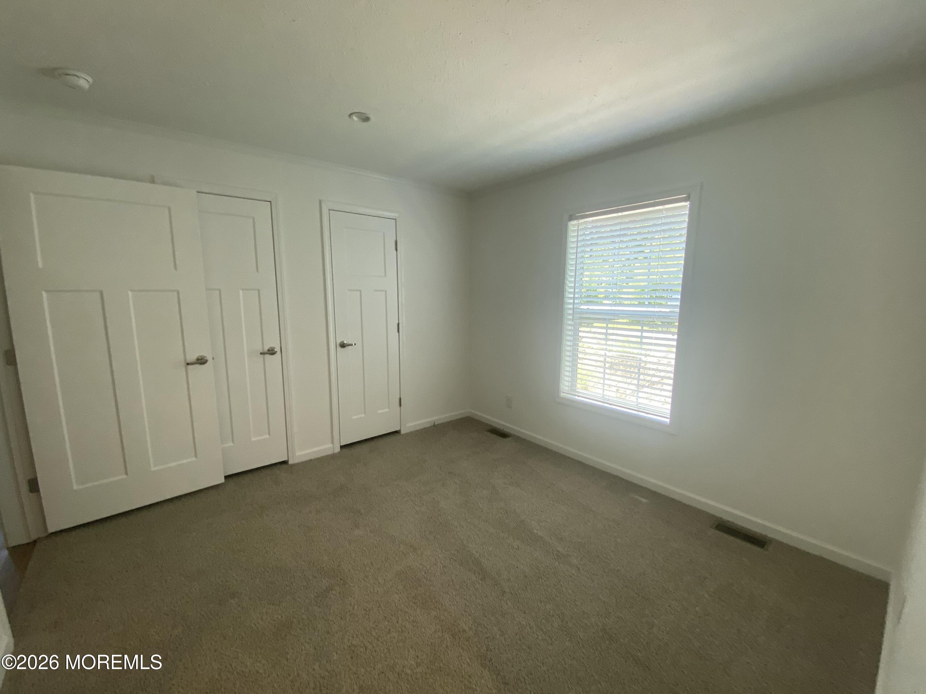17 Maple Tree Court Manahawkin NJ 08050